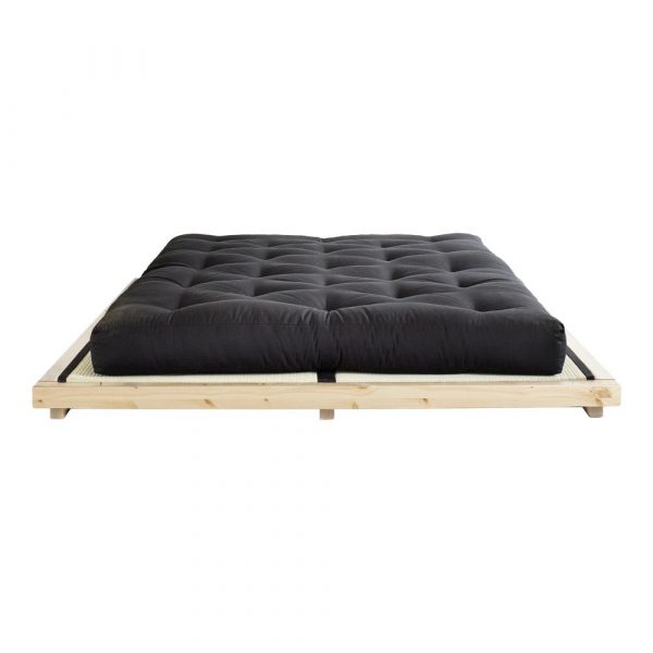 160 × 200Dvojlôžková posteľ z borovicového dreva s matracom a tatami Karup Design Dock Comfort Mat Natural/Black, 160 × 200 cm