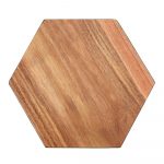Doštička na krájanie z akáciového dreva Premier Housewares Hexagon, 30 × 35 cm